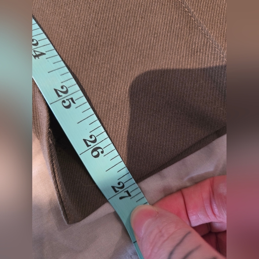 H&M | Women's Kaki Green Dress Pants, Size 6 - Picture 10 of 10
